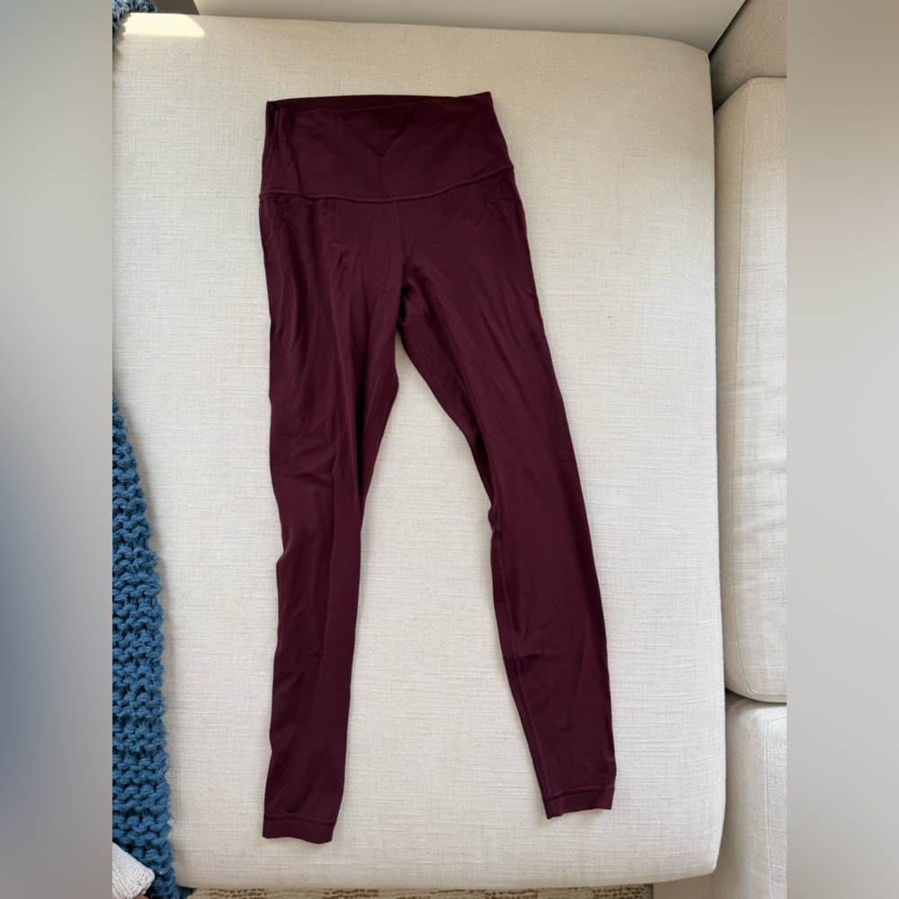 Lululemon align high waisted 28” leggings great condition